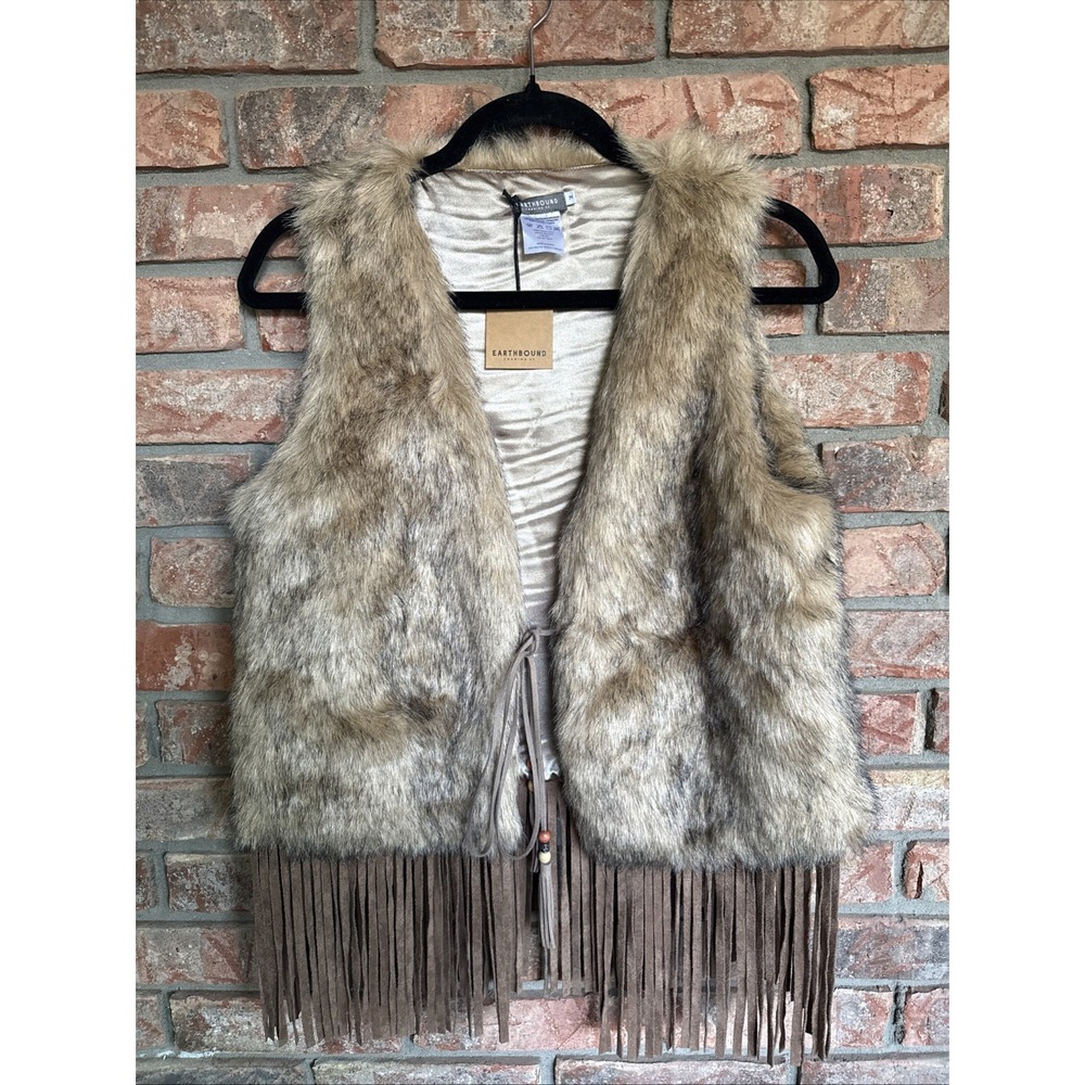 NWT Earthbound Trading Co‎ Hippie Boho Faux Fur Fringe Vest Size Medium
